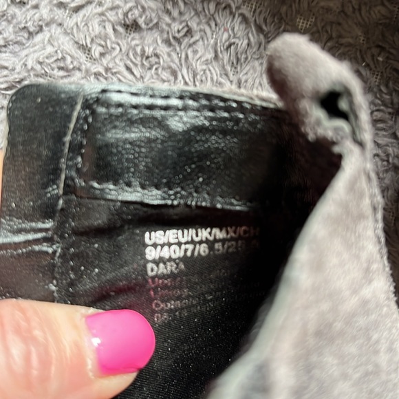 Kenneth Cole Gray Leather Ankle boots - Picture 6 of 6